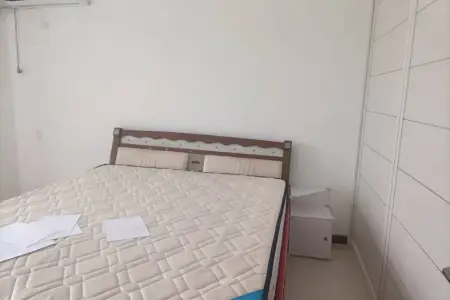 新华锦龙邸 1室1厅1卫南北 精装