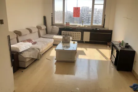 华欧北海花园 5室2厅2卫南 中装