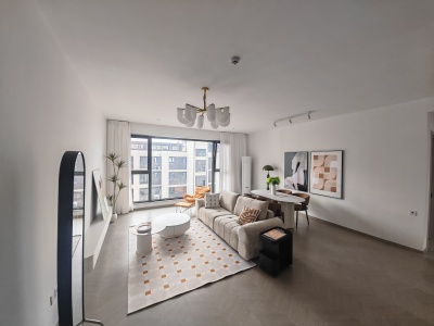 青城翰章一期和光 3室2厅2卫 南北 精装