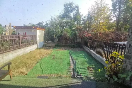 青岛小镇二期岚山别墅联排 5室2厅3卫南北 简装