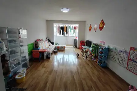 卧鹏小区 2室1厅1卫 南北 简装