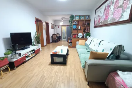 东小庄社区 2室2厅1卫 南北 中装