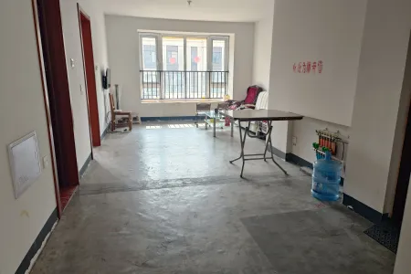 世茂诺沙湾五期 3室2厅1卫 南 毛坯