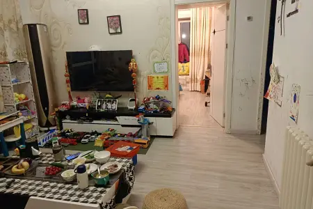 盈泰嘉园 3室2厅1卫 南 精装