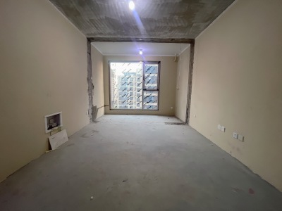 青城翰章一期和光 3室2厅2卫 南北 毛坯