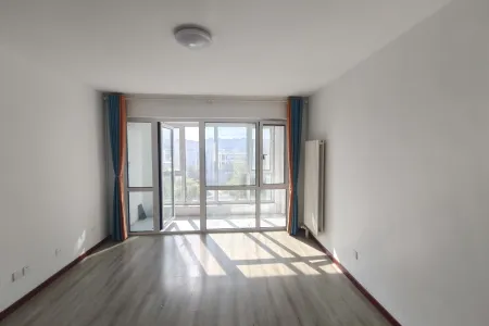 明秀和府 3室2厅1卫 南 精装