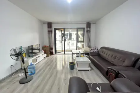 凯景领盛华府 3房2厅2卫 南北 精装