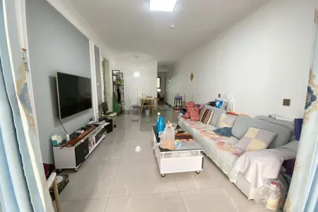 万达维多利亚湾（31-67号楼） 2房1厅1卫 南 普装