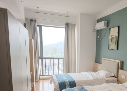 悦湖广场(商住楼)