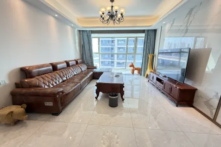 鑫苑.灵山湾.龙玺1期 4房2厅2卫 南北 精装