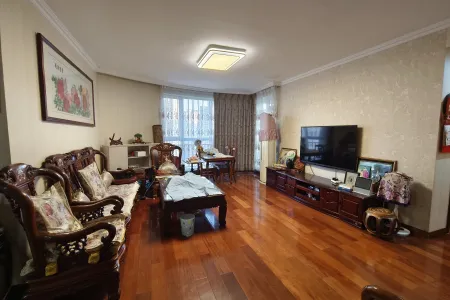 江山瑞城 4房2厅2卫 南北 精装