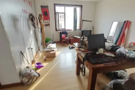 卧鹏小区 2室2厅1卫 南 中装