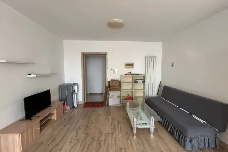 幸福社区 1室1厅1卫 南 精装