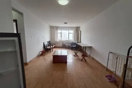 朝阳山社区 2室2厅1卫 南北 简装