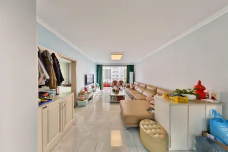 香江学府 3室2厅2卫 南北 精装