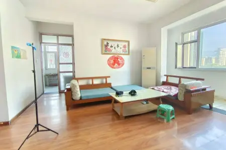 兴悦华城 2房1厅1卫 南北 精装