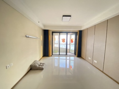 万达维多利亚湾（31-67号楼） 3室2厅1卫 南 精装