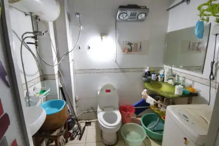 黄岛国货 2房1厅1卫 南北 精装