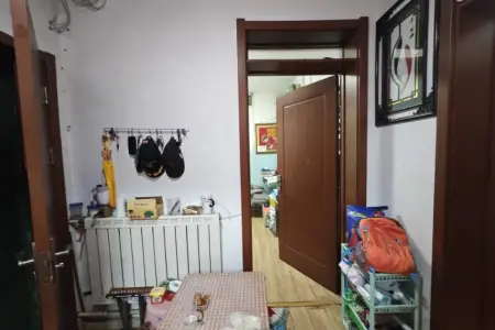 三中南侧 2室1厅1卫 南北 简装