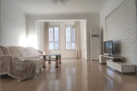 湛园海德公园一号 2室2厅1卫南北 精装