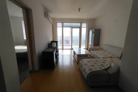 全明户型,黄金楼层,阳光好,地铁口,交通便利,设施齐全