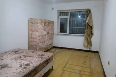 盐滩小区 2室1厅0卫 南 简装