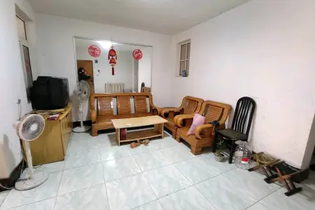 前湾小区 2室1厅1卫 南北 简装