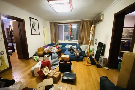 广电小区江西路 3室1厅1卫 南 精装