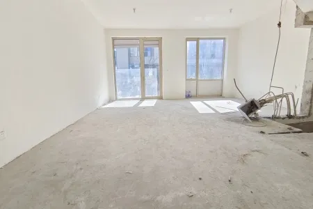 鑫苑.灵山湾.龙玺1期别墅 5室2厅3卫南北 毛坯