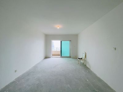 康大风和日丽 3室2厅2卫 南 毛坯