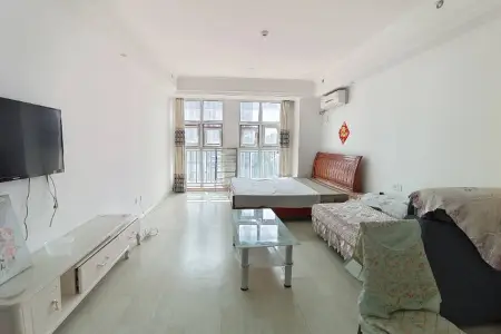 福赢国际公寓 1室1厅1卫 南 精装