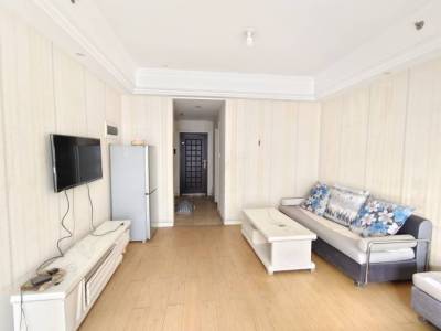 福赢国际公寓 1室1厅1卫 南 精装