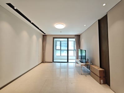 星光岛星朗（四期） 3室2厅2卫 南 精装