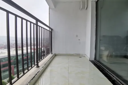 海尔悦湖兰庭三期 3室2厅1卫 南北 精装