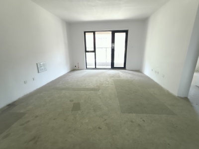 凯景领盛华府 3室2厅2卫 南北 毛坯