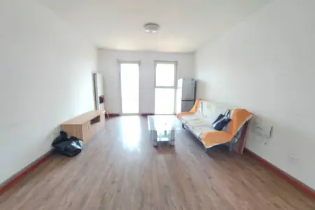 山海和圣园 3室2厅1卫 南 中装