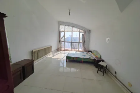 竹苞花园 1室1厅1卫南 简装