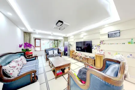 中海银海一号 3室2厅2卫南北 中装