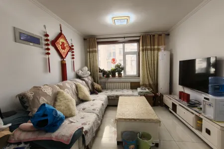 星河嘉园 2房1厅1卫 南北 精装