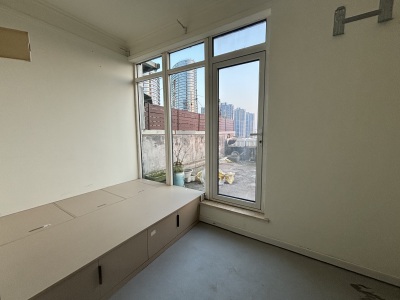 黄金怡海苑一期 1室1厅1卫 南 精装