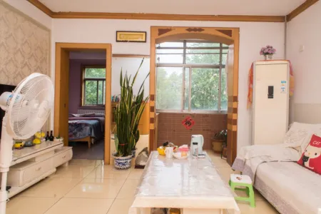 井冈新村 2室1厅1卫南北 中装