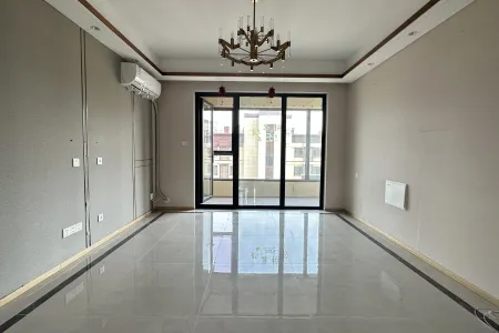 康大开元府 3房2厅2卫 南北 精装