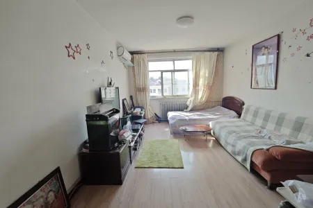 江山路西小区 2室1厅1卫 南 简装