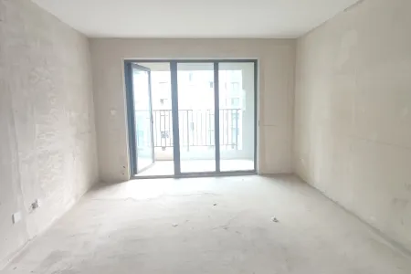 融创影都学府（影都学府一期） 3室2厅2卫 南北 毛坯