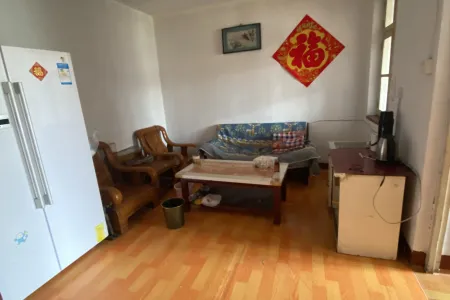 前湾小区 2室1厅1卫 南 简装