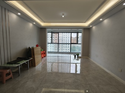 江山名苑 3室2厅2卫 南 精装