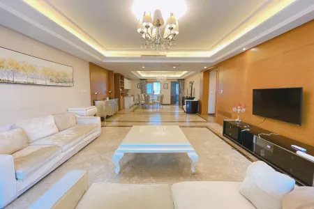 逸景湾 5室2厅2卫南北 精装