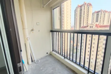  欧式田园风,豪华装修,地铁盘学区房！