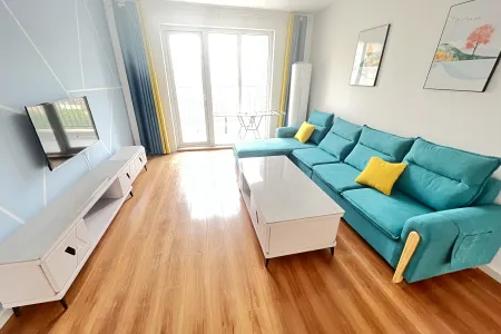 世茂诺沙湾五期 3房2厅2卫 南北 精装