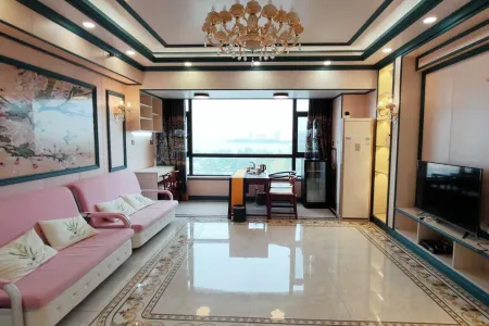 融创公馆A 2室2厅1卫东南 豪装